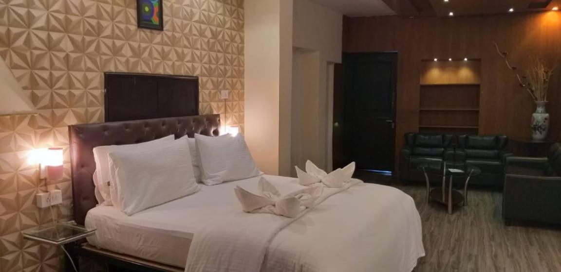 Creek Hotel - Панаджи Экстерьер фото